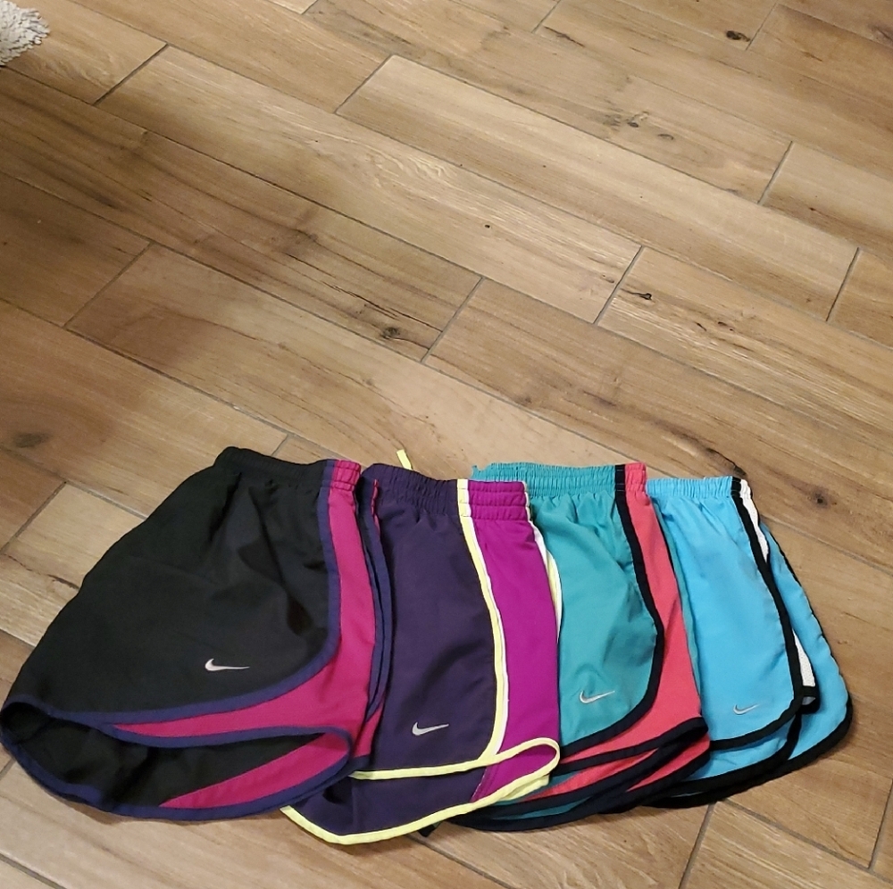 Nike Size Small Running Lined Athletic Shorts Lightweight Performance